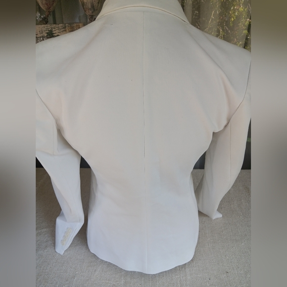 Express White Tailored Blazer with Notched Lapel - Picture 2 of 8